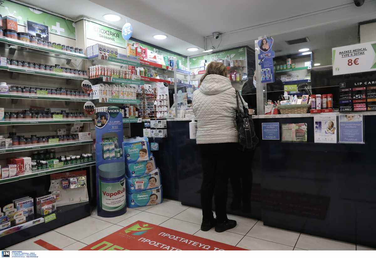 Κορονοϊός: Ποια προϊόντα γίνονται ανάρπαστα στα φαρμακεία