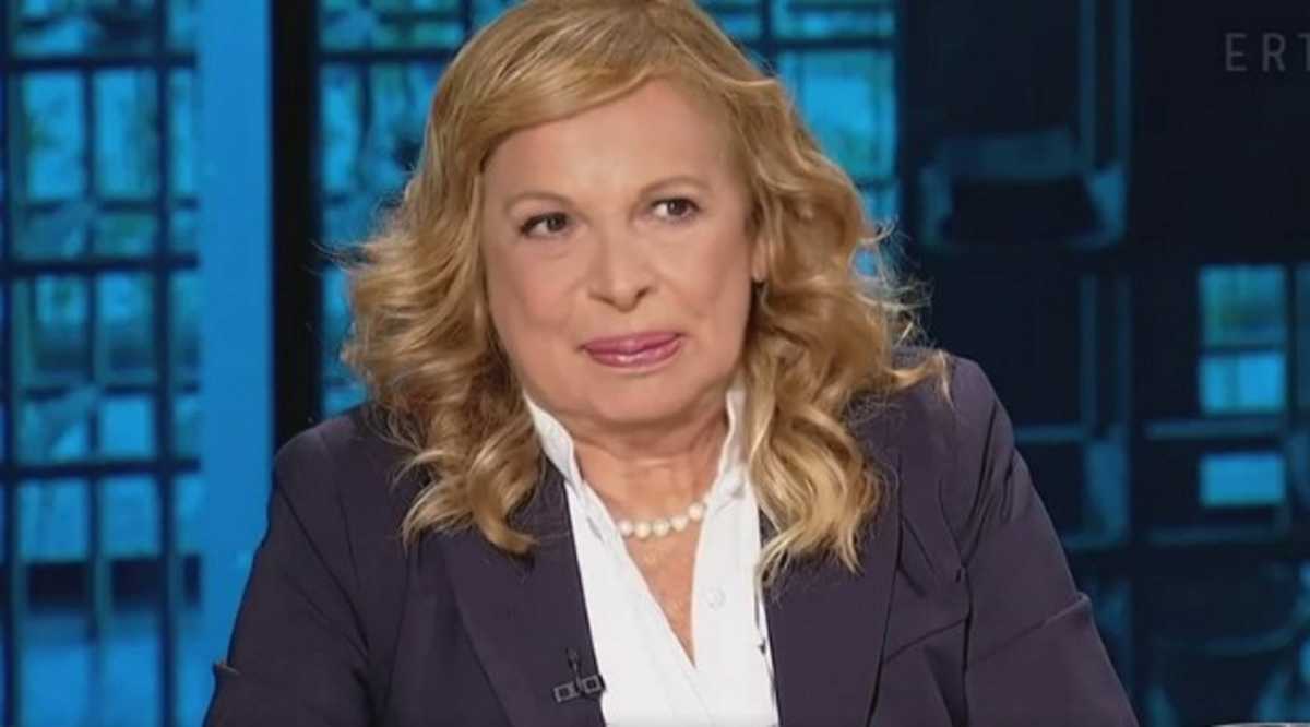 Άννα Φόνσου: Ακόμα και η λέξη πεθαμένη με ενοχλεί για την αδερφή μου