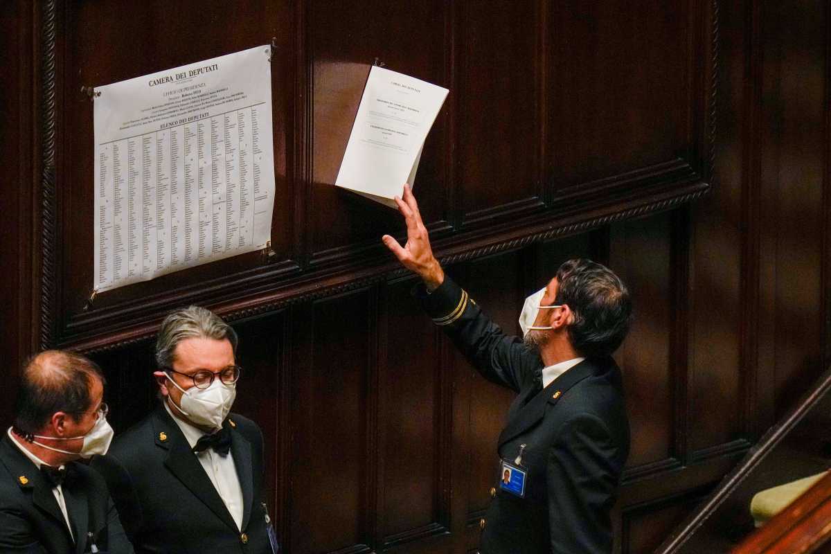 A parliament’s clerk checks the assembly schedule during a voting session for the election of Italy’s 13th president in the Italian parliament, in Rome, Italy, January 25, 2022. Alessandra Tarantino
