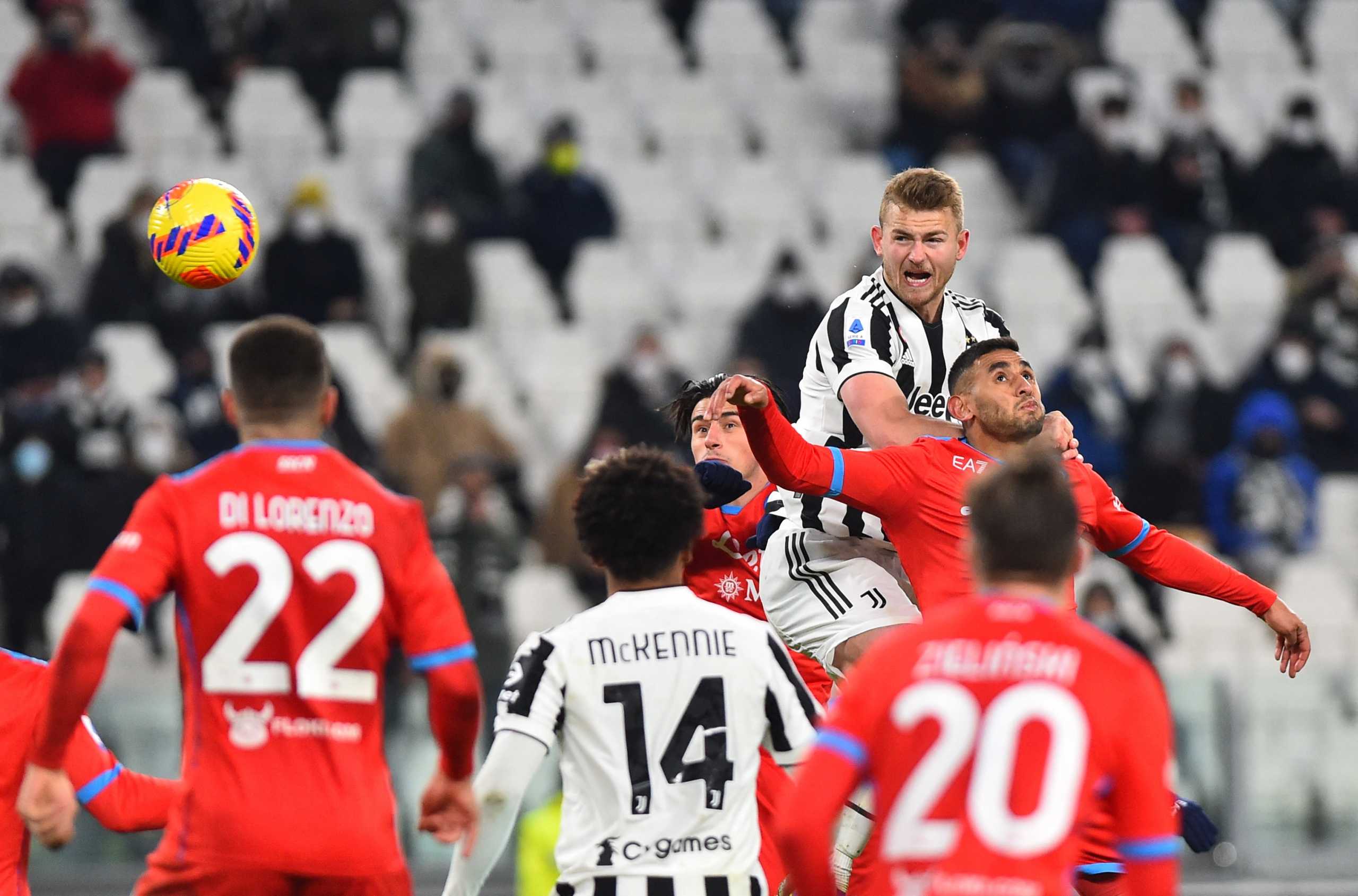 Soccer Football - Serie A - Juventus v Napoli - Allianz Stadium, Turin, Italy - January 6, 2022 Juventus' Matthijs de Ligt in action with Napoli's Faouzi Ghoulam REUTERS