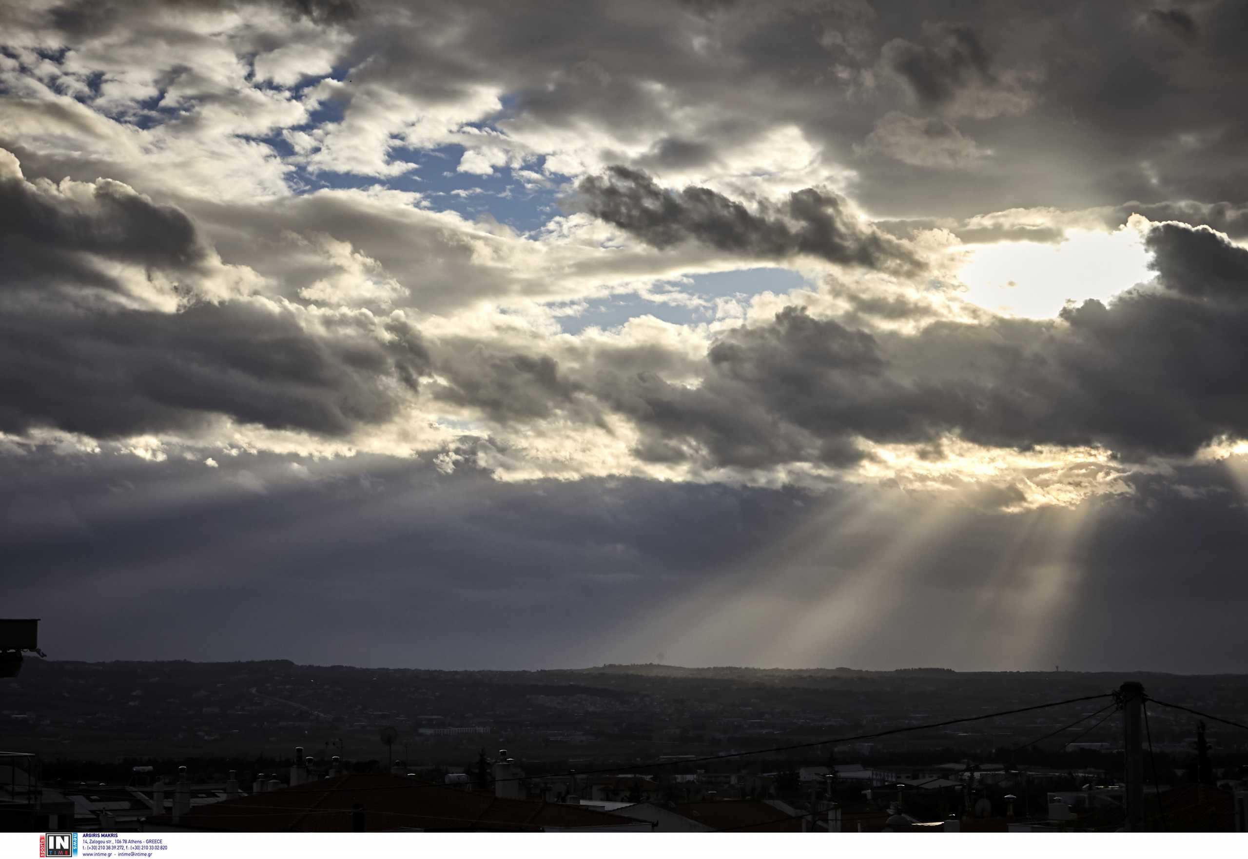 Καιρός αύριο: Αίθριος στην Αττική, βροχή στη Θεσσαλονίκη – Αναλυτική πρόγνωση