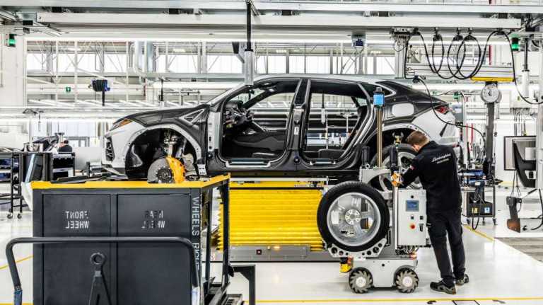 Το πρώτο ηλεκτρικό αυτοκίνητο της Lamborghini θα είναι ένα crossover!