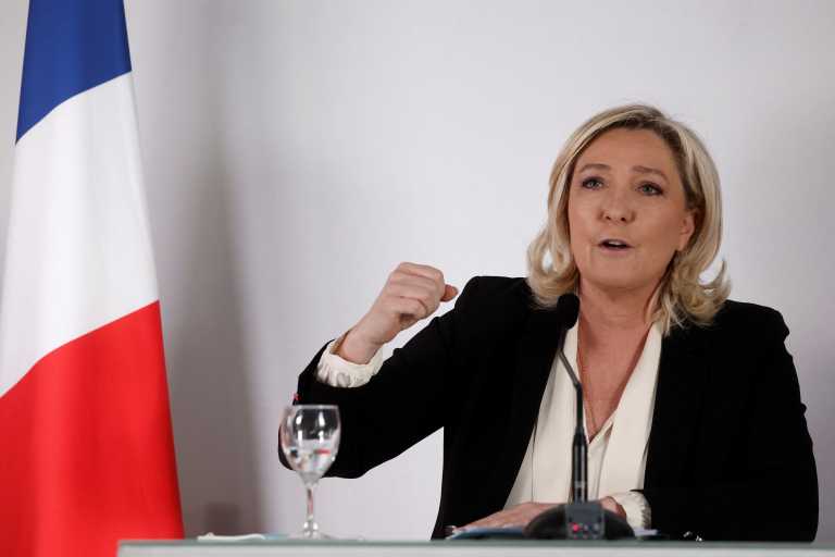 Γαλλία: Η Μαρίν Λε Πεν δεν θα θέσει ξανά υποψηφιότητα αν χάσει τις εκλογές