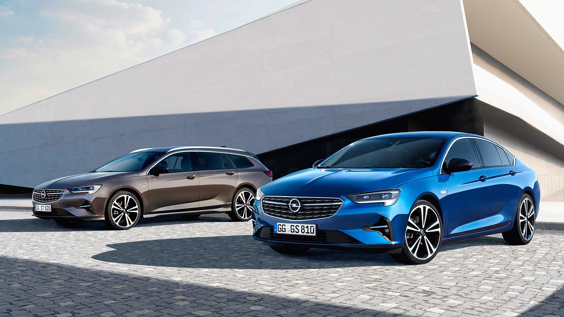Το νέο Opel Insignia θα μετατραπεί σε SUV!