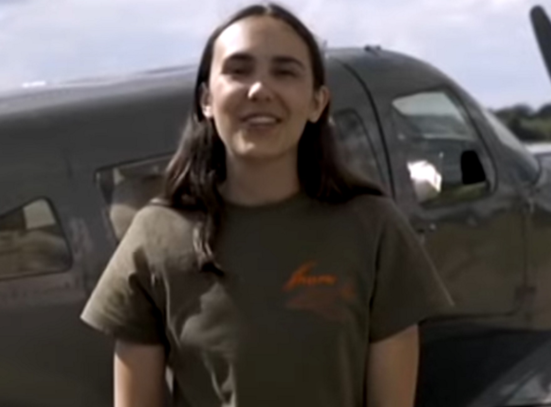 Ηράκλειο: Αυτή είναι η 19χρονη που προσπαθεί να κάνει το γύρο του κόσμου με μονοκινητήριο αεροσκάφος