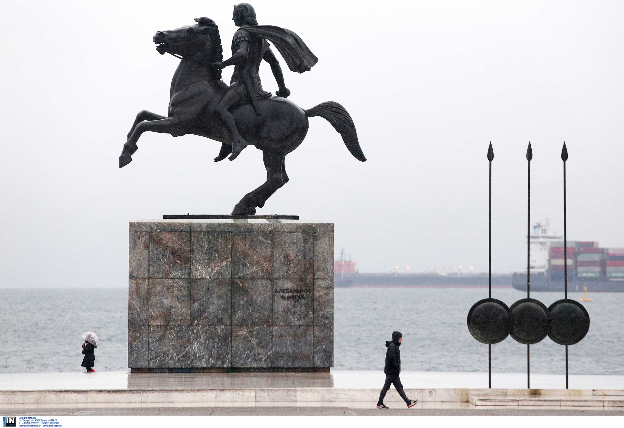 Καιρός – Θεσσαλονίκη: Ανοιχτές όλο το 24ωρο οι θερμαινόμενες αίθουσες στον Λαγκαδά λόγω του χιονιά