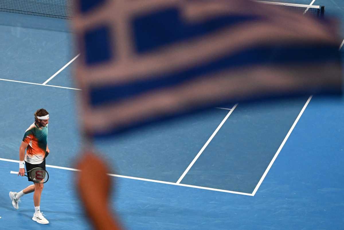 Τσιτσιπάς – Μεντβέντεφ: Αποθέωση για τον Έλληνα τενίστα, αποδοκιμάστηκε ο Ρώσος