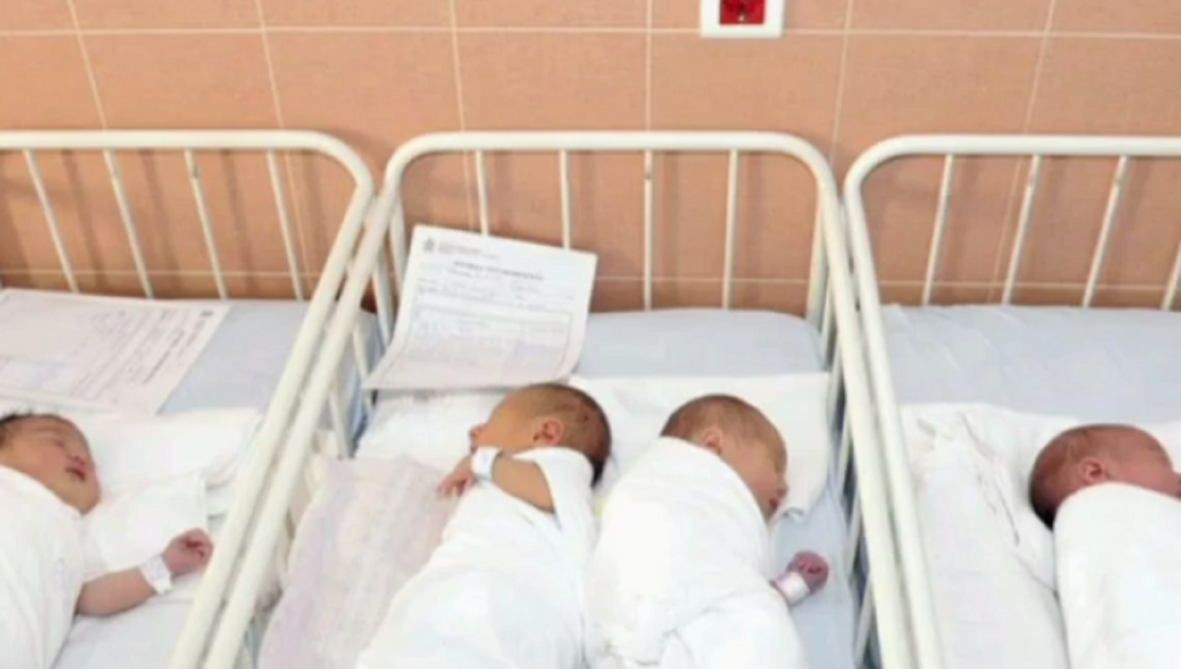 Σαουδική Αραβία: 34χρονη γέννησε 5 ζευγάρια διδύμων με φυσιολογικό τοκετό