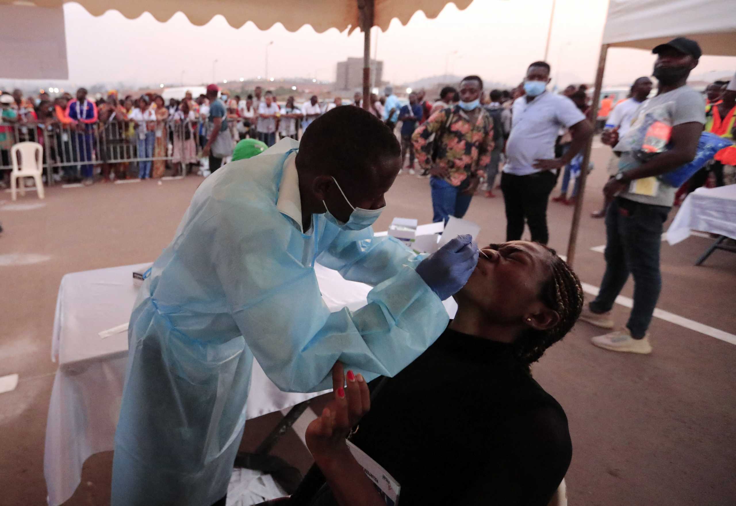 Κορονοϊός: Πολίτες της Ρουάντα μετανάστευσαν στο Κονγκό για να μην εμβολιαστούν