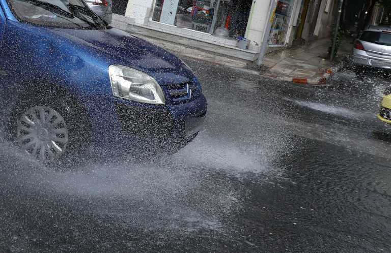 Επικαιροποίηση του έκτακτου δελτίου επιδείνωσης του καιρού από την ΕΜΥ - Πότε θα υποχωρήσουν τα φαινόμενα