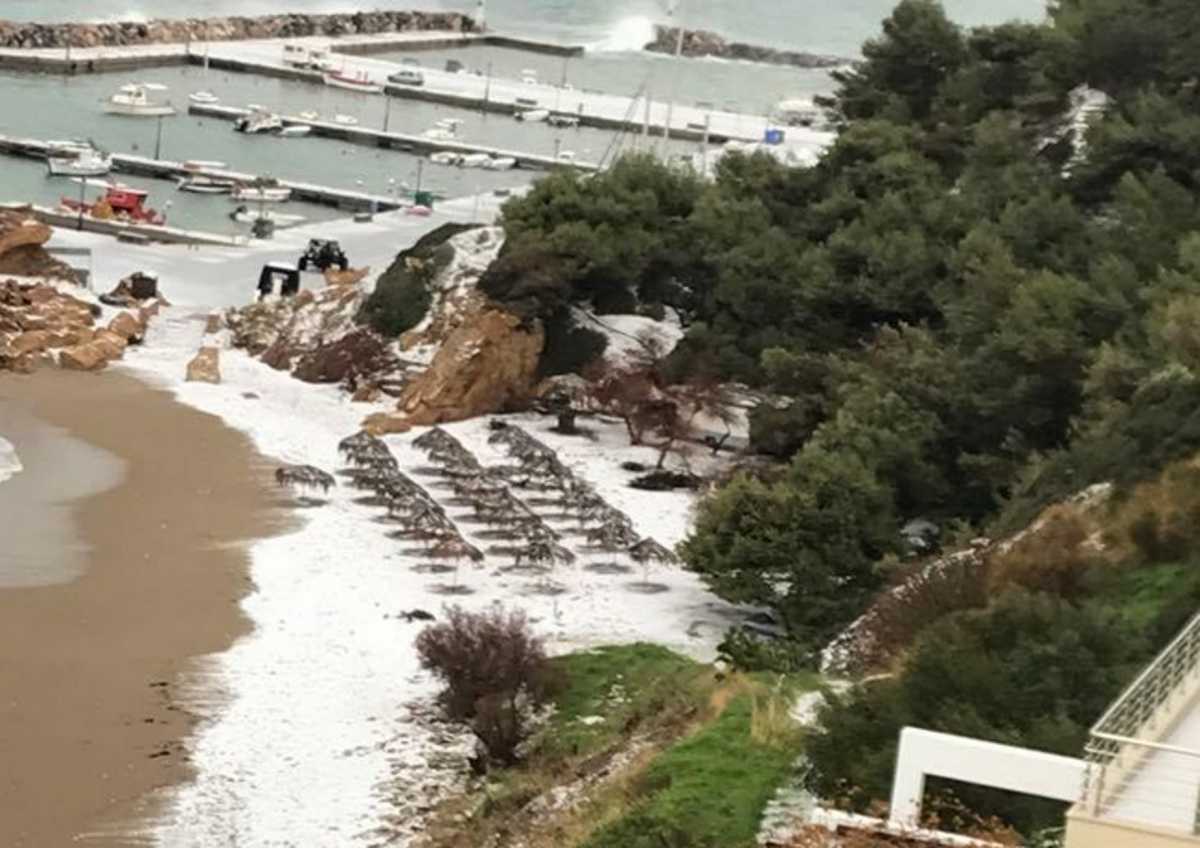 Καιρός – Κρήτη: Κακοκαιρία και χιόνια μέχρι τη θάλασσα – Κλειστοί δρόμοι και απαγόρευση κυκλοφορίας
