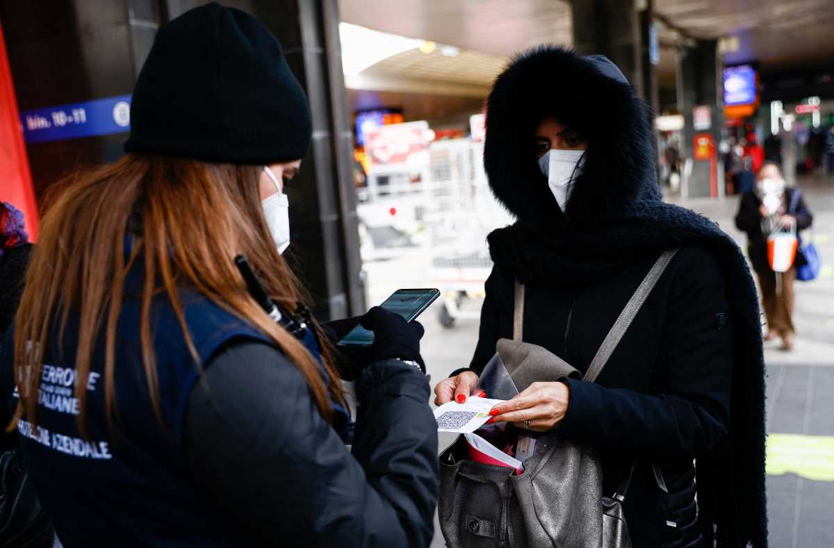 Ιταλία: 112.691 νέα κρούσματα κορονοϊού και 414 θάνατοι τις τελευταίες 24 ώρες