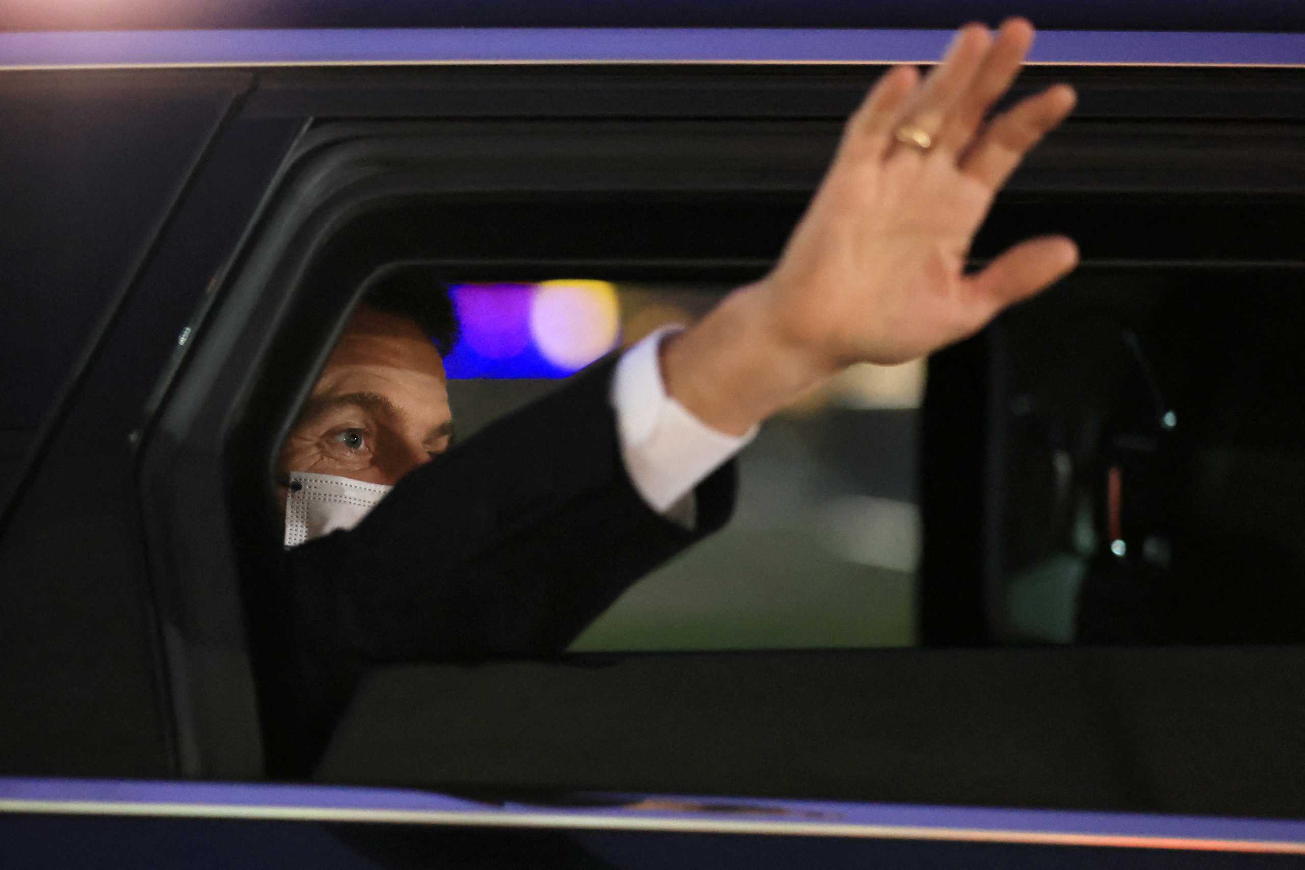 Μακρόν: «Συγκρατημένα αισιόδοξος» για τις συνομιλίες με Πούτιν περί εκτόνωσης της Ουκρανικής κρίσης