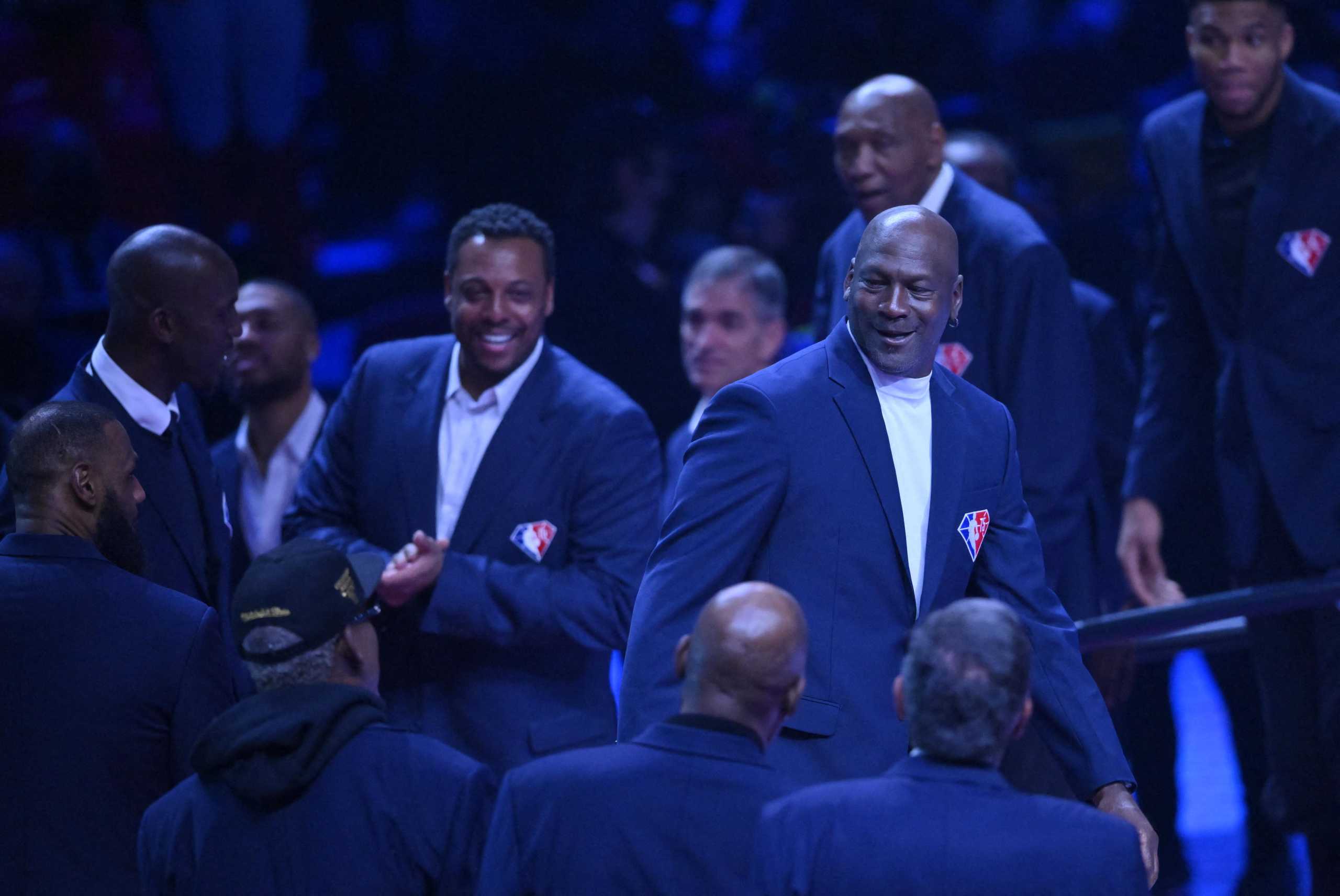 NBA All Star Game: Αποθέωση για τον Μάικλ Τζόρνταν που συνάντησε και τον Γιάννη Αντετοκούνμπο