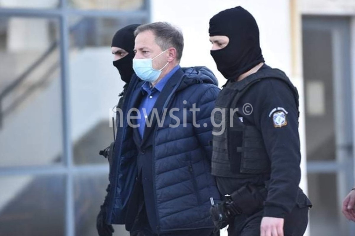 Δημήτρης Λιγνάδης: «Τέρας! Να σαπίσεις στη φυλακή» του φώναζαν – Διεκόπη η δίκη για τις 3 Μαρτίου