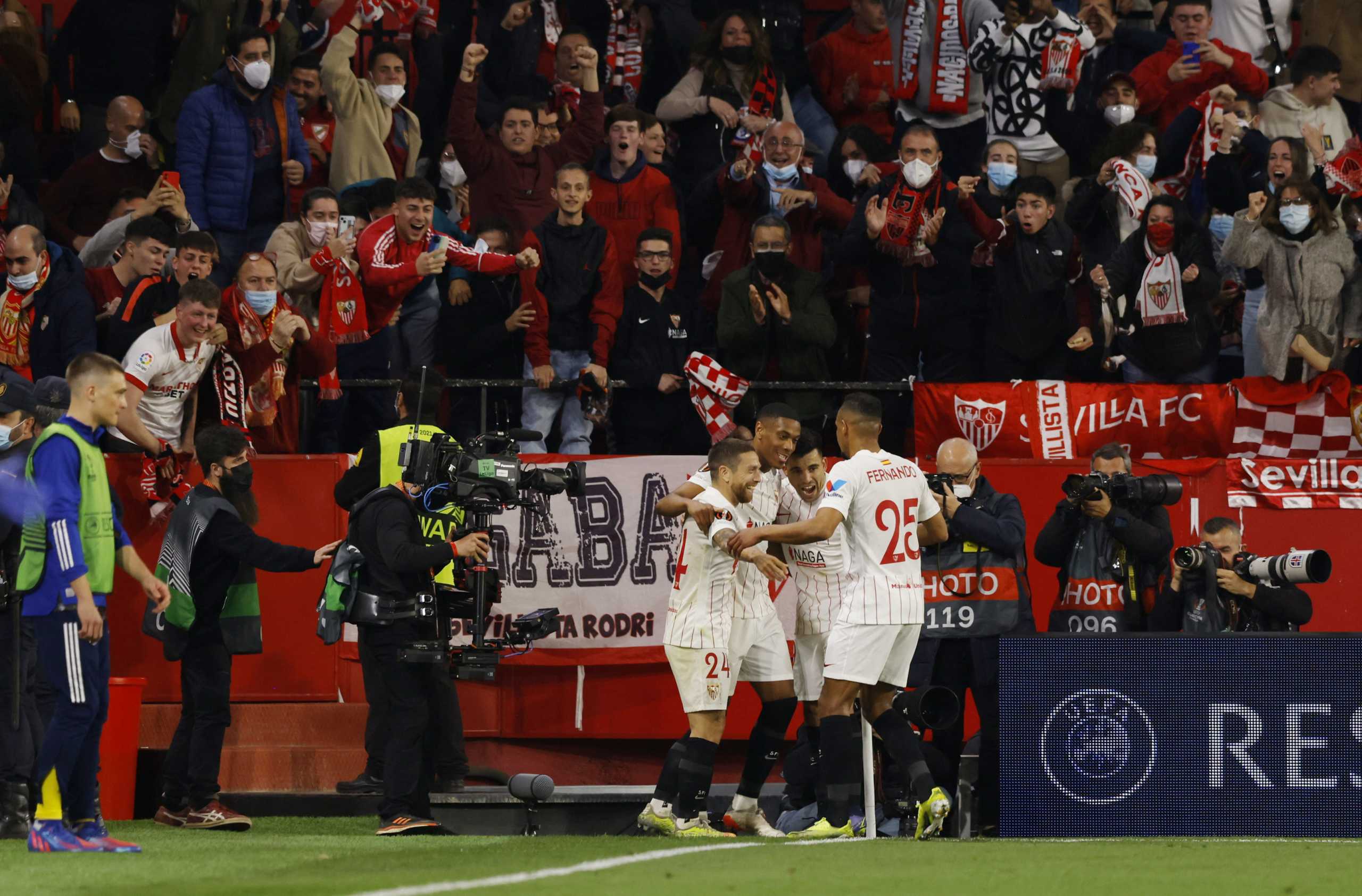 Europa League: Τριάρα η Σεβίλλη, ισοπαλία 2-2 στο Λειψία – Ρεάλ Σοσιεδάδ