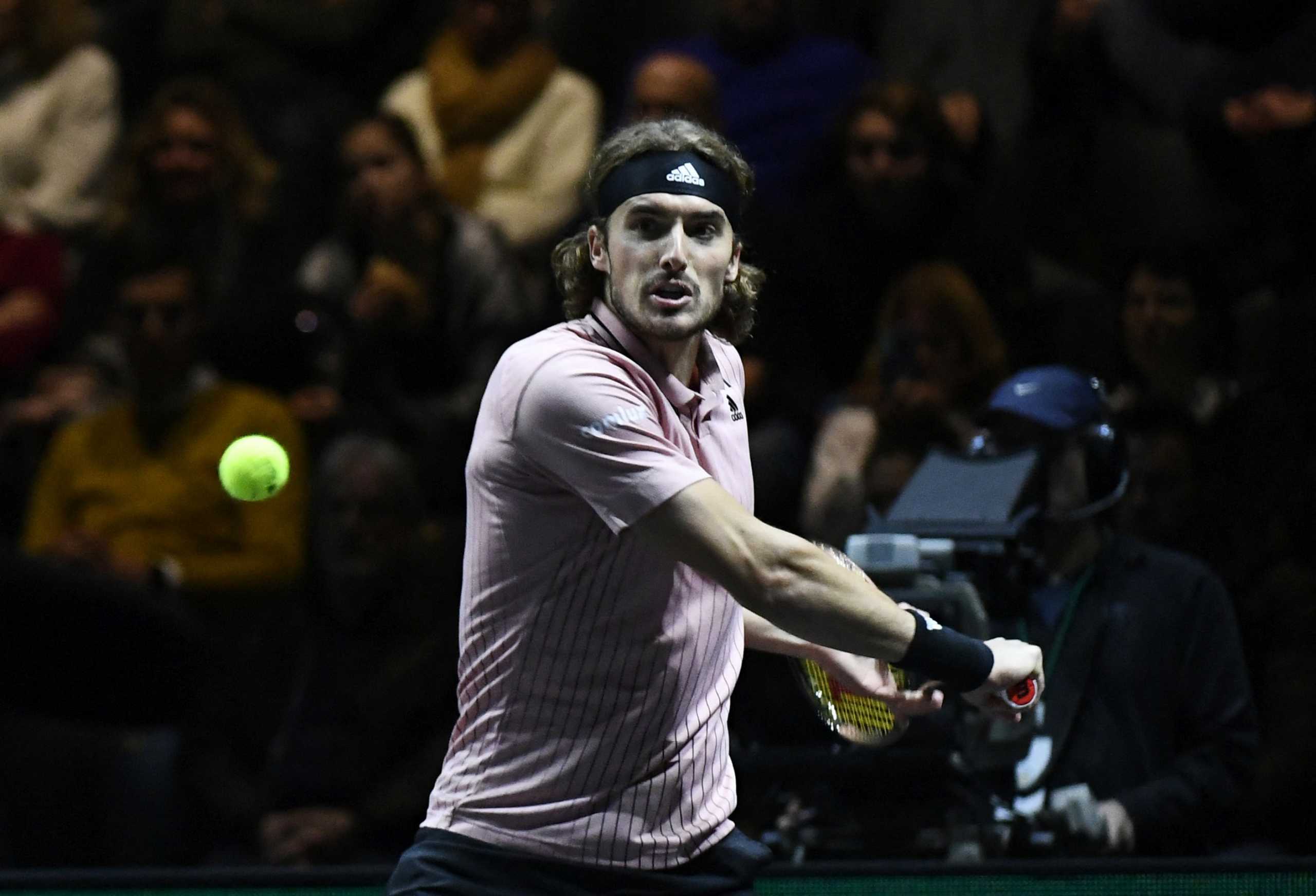 Tennis - ATP 500 - Rotterdam Open - Rotterdam Ahoy, Rotterdam, Netherlands - February 12, 2022 Greece's Stefanos Tsitsipas in action during his semi final match against Czech Republic's Jiri Lehecka REUTERS