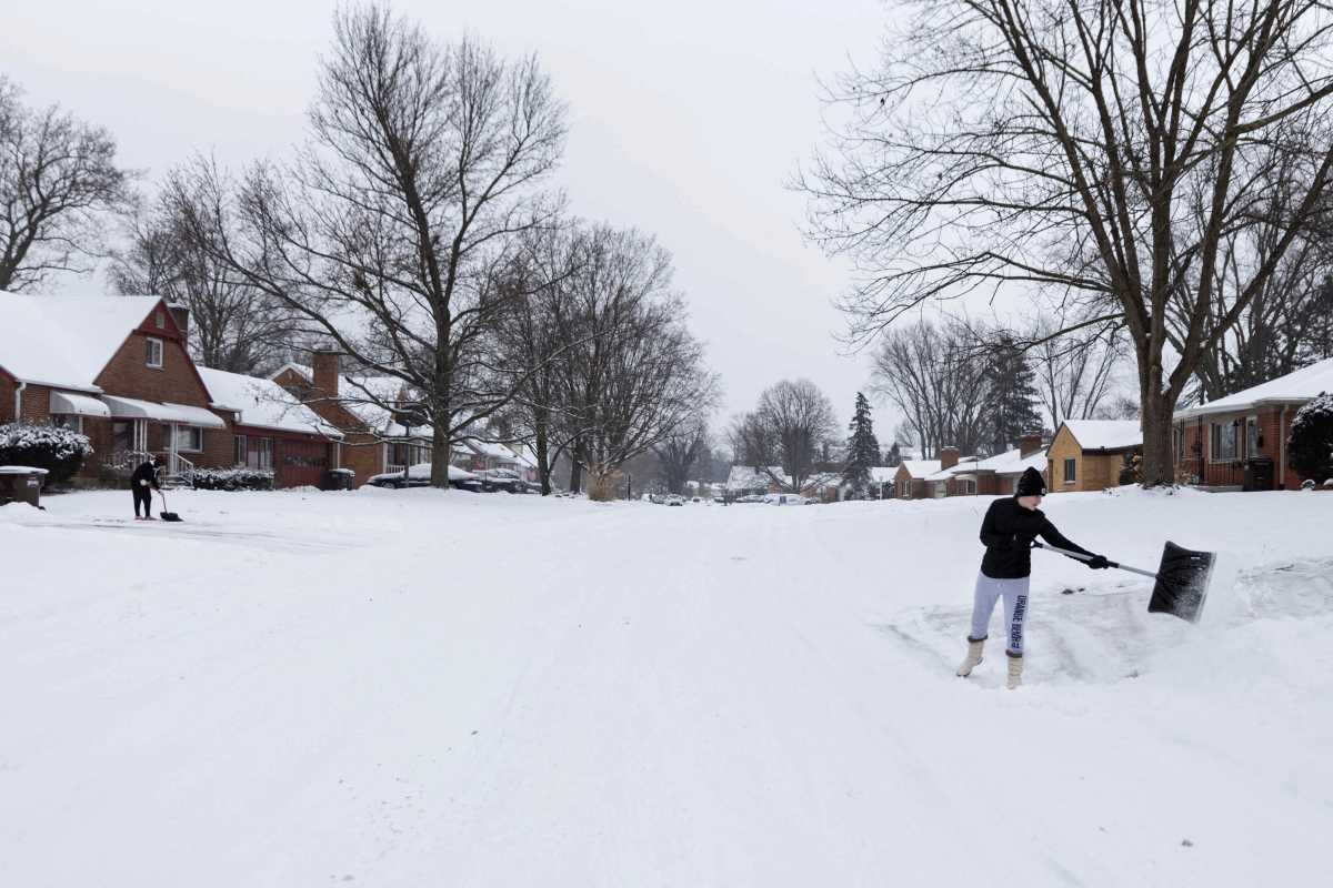 ΗΠΑ: Χειμερινή καταιγίδα άφησε στο σκοτάδι εκατοντάδες χιλιάδες νοικοκυριά και επιχειρήσεις