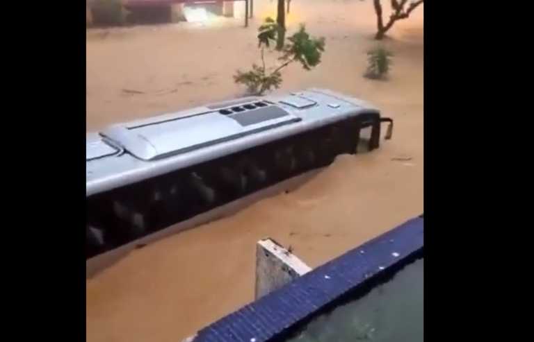 Βραζιλία: Κατακλυσμιαίες πλημμύρες και κατολισθήσεις στην Πετρόπολις - Εικόνες αποκάλυψης και τουλάχιστον 18 νεκροί