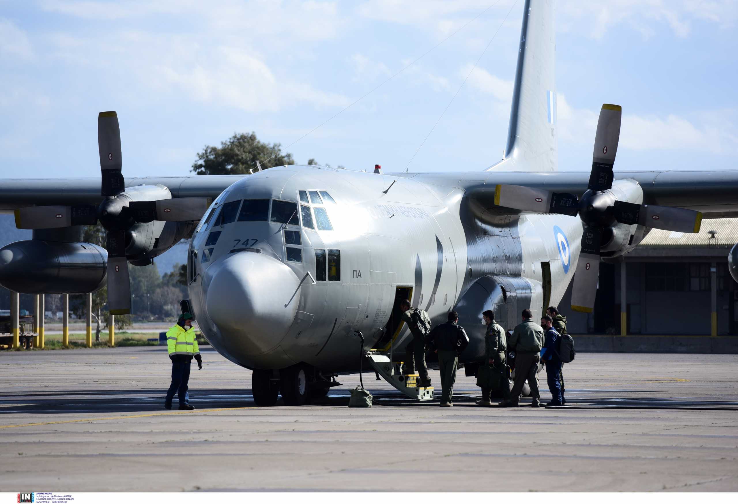 Εισβολή στην Ουκρανία: Επιπλέον εξοπλισμό με δύο C-130 στέλνει η Ελλάδα