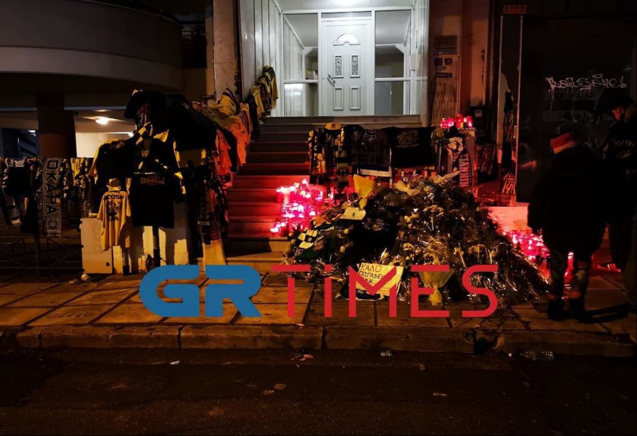 Δολοφονία 19χρονου Άλκη: Λαοθάλασσα στο σημείο που άφησε την τελευταία του πνοή