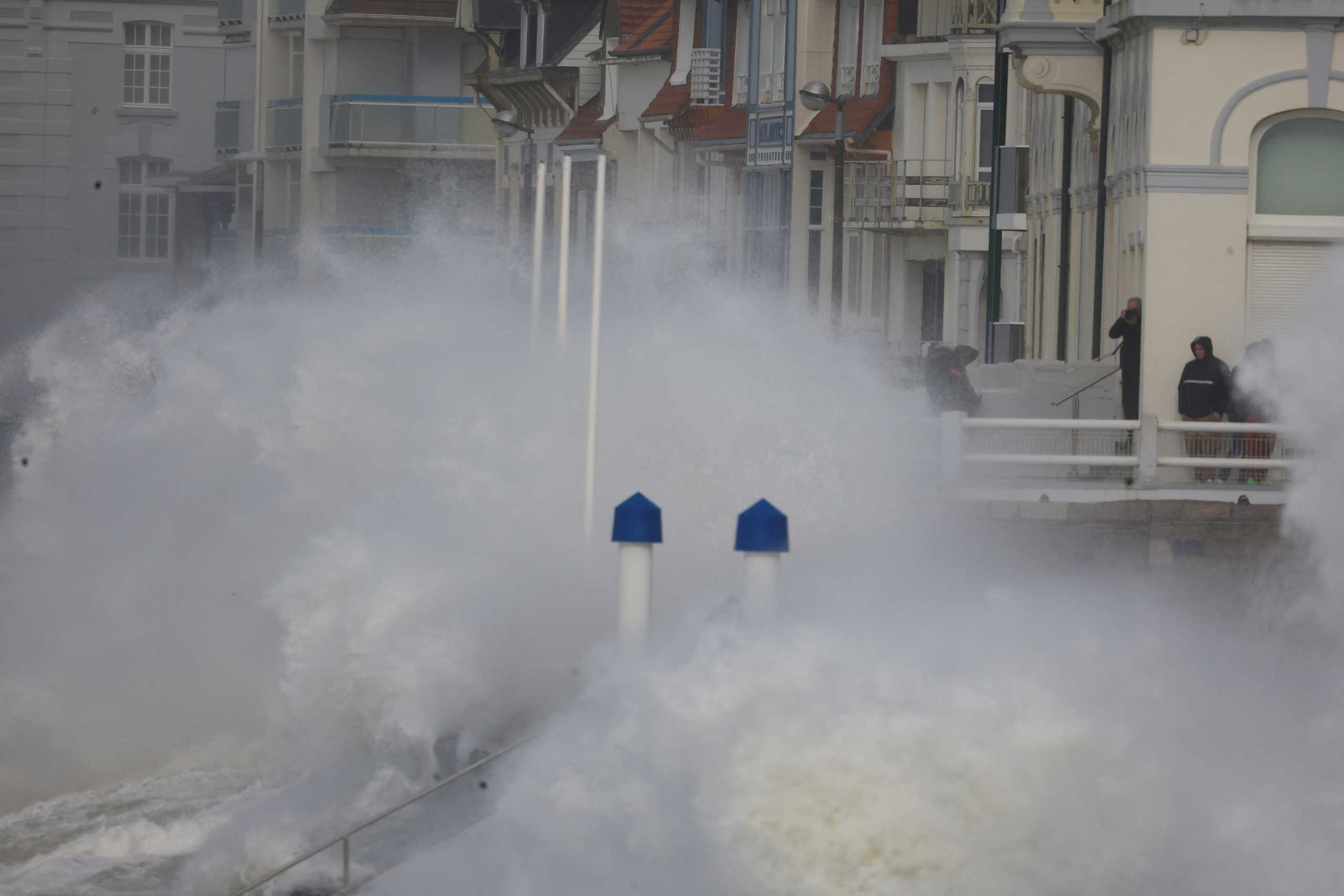 Waves crash against the breakwater during Storm Eunice in Wimereux, France, February 18, 2022. REUTERS