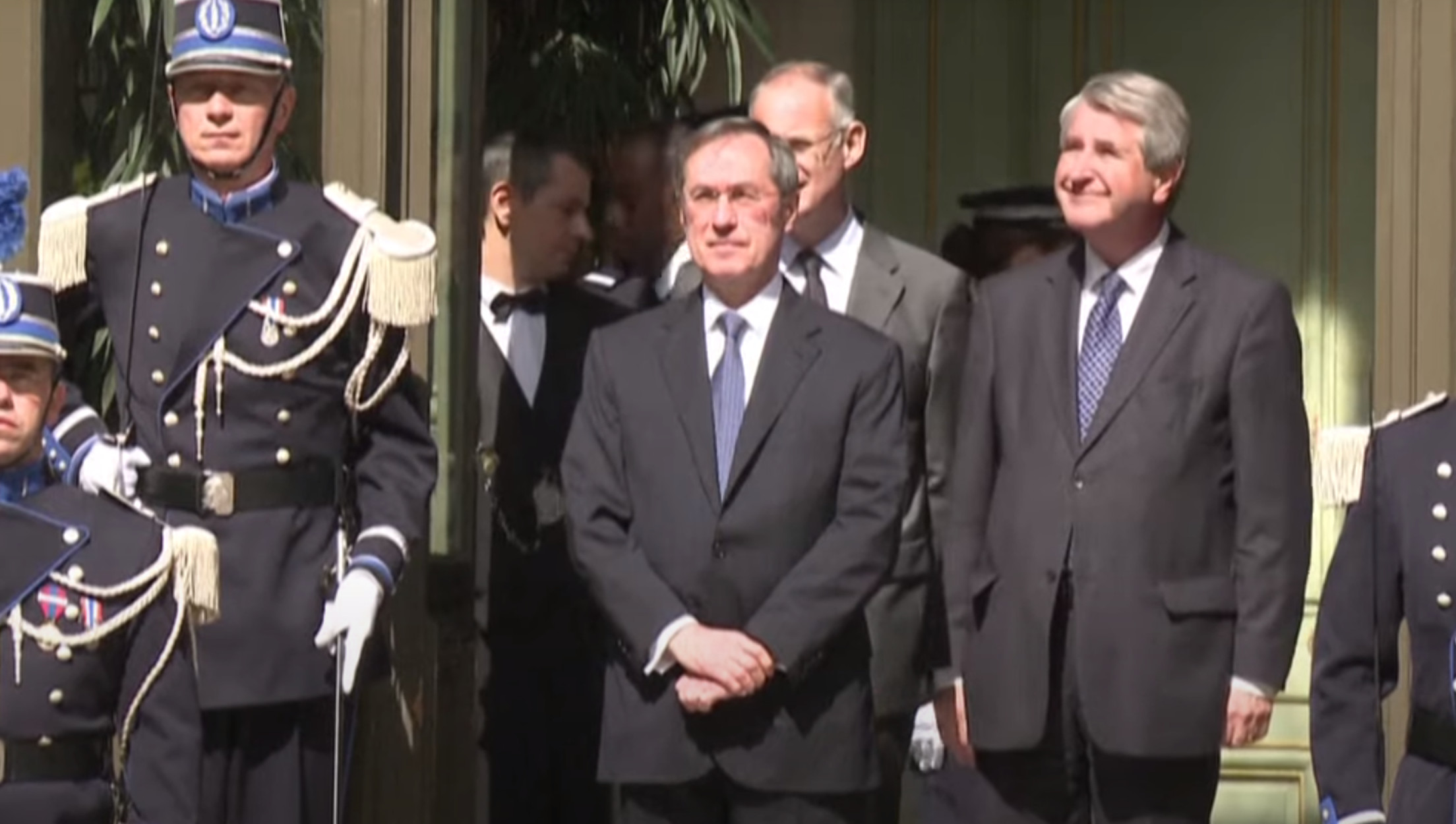 Γαλλία: Αποφυλακίστηκε ο πρώην υπουργός Εσωτερικών Κλοντ Γκεάν
