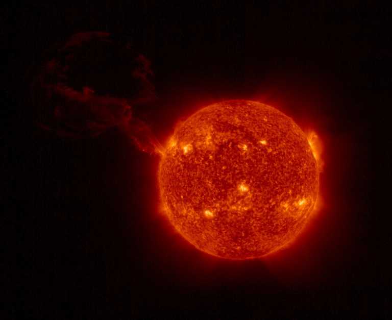 Τεράστια έκρηξη στον Ήλιο ανησύχησε τους επιστήμονες