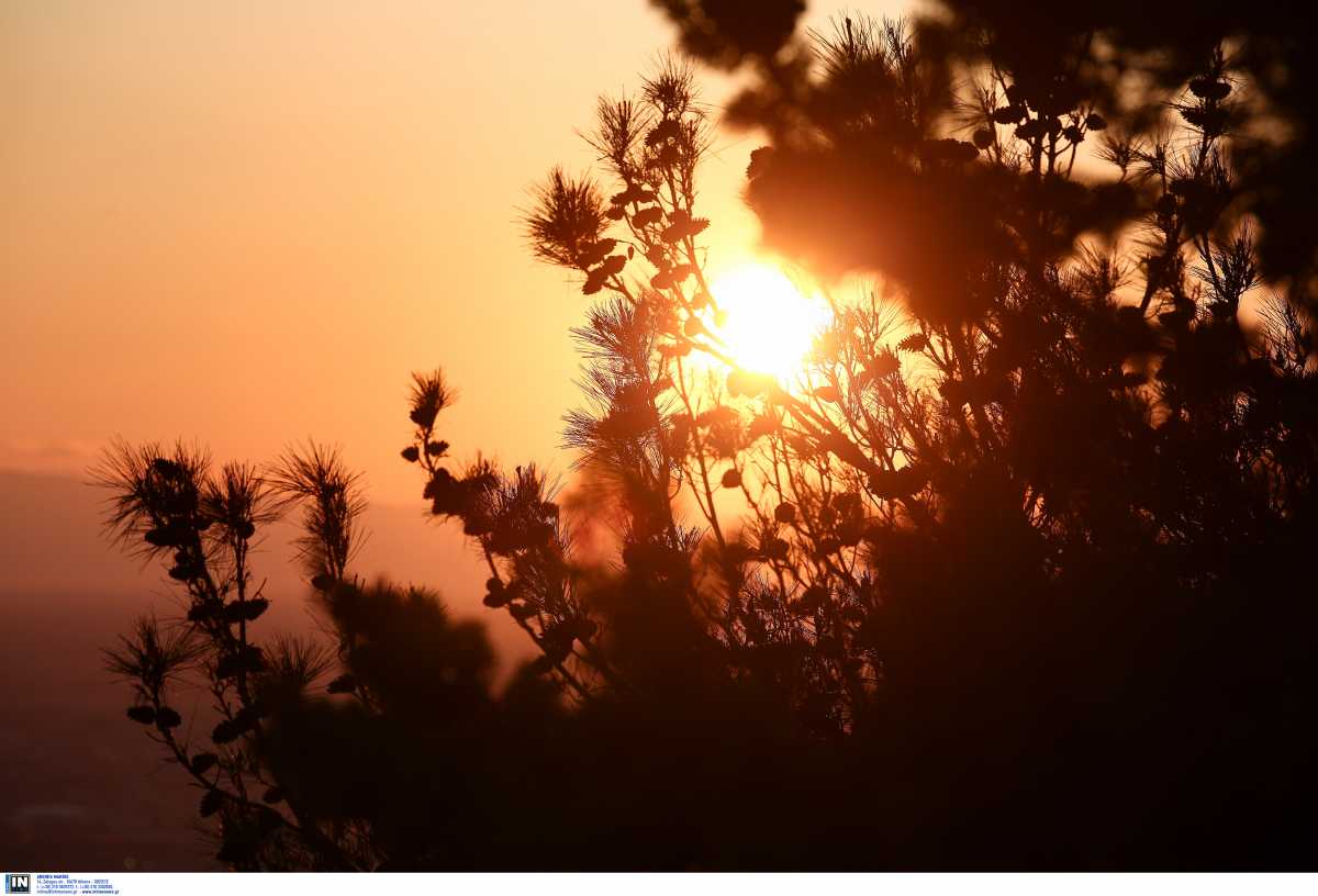 Καιρός – meteo: Υψηλές θερμοκρασίες την Παρασκευή με καταιγίδες το μεσημέρι