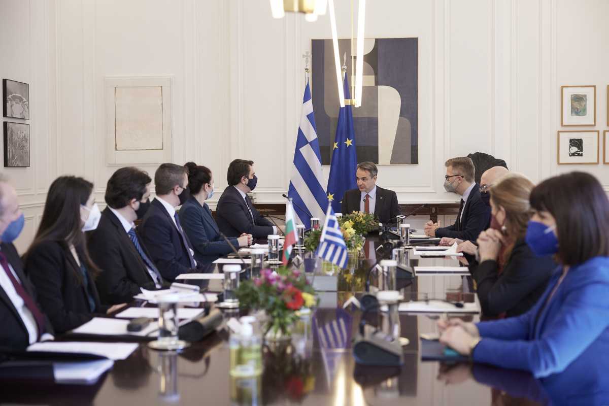 (Dimitris Papamitsos