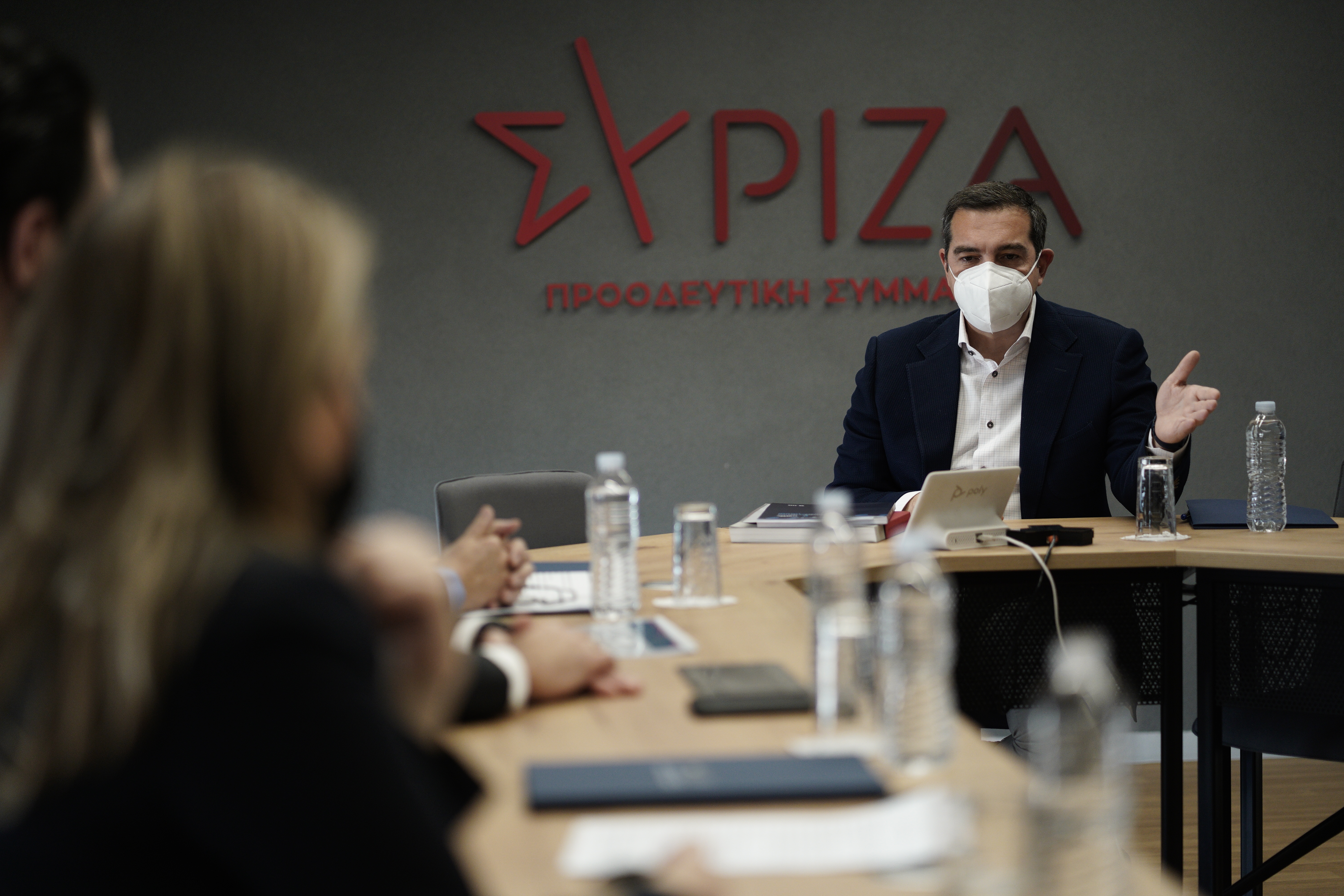 Τσίπρας: Τραγική εικόνα στην αγορά, θέμα επιλογής η στήριξη