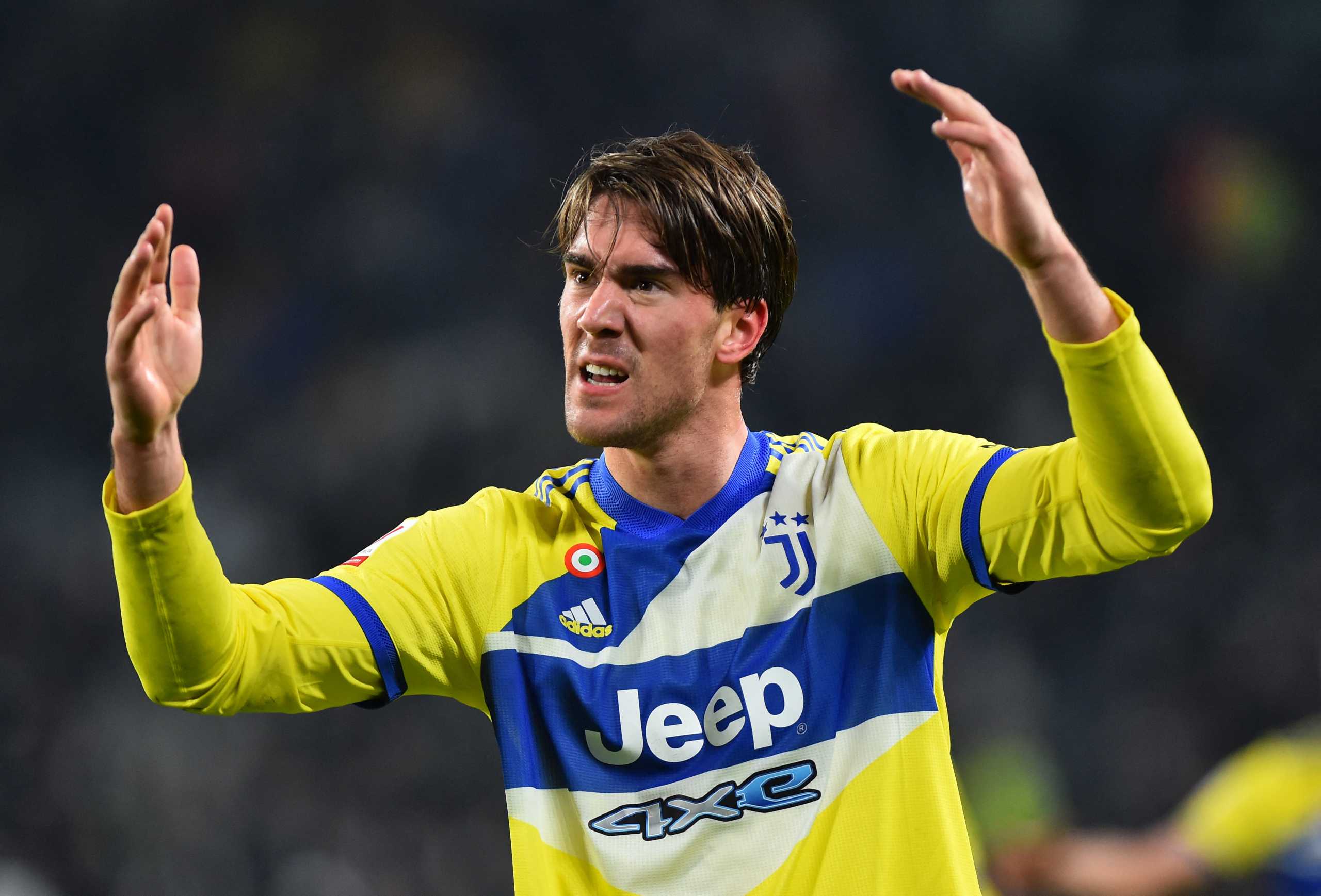 Soccer Football - Coppa Italia – Quarter Final - Juventus v U.S. Sassuolo - Allianz Stadium, Turin, Italy - February 10, 2022 Juventus' Dusan Vlahovic celebrates scoring their second goal REUTERS