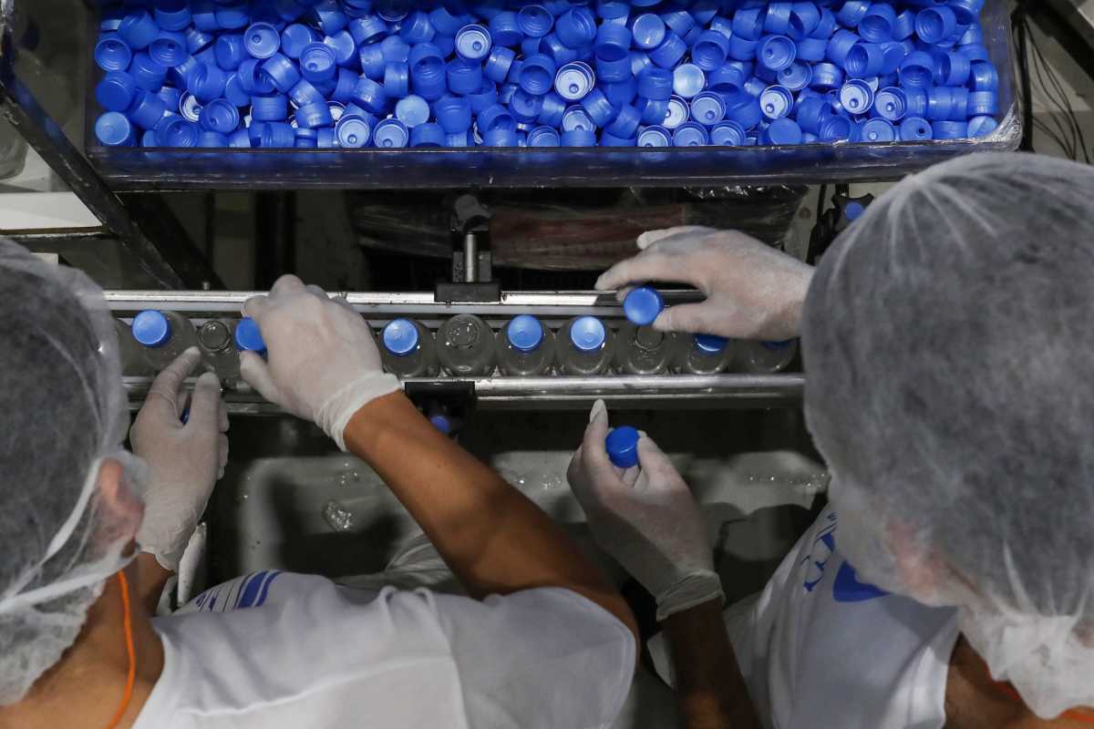 Εμφιαλωμένα Νερά: Στα προ πανδημίας επίπεδα η εγχώρια παραγωγή – Μελέτη της ICAP CRIF