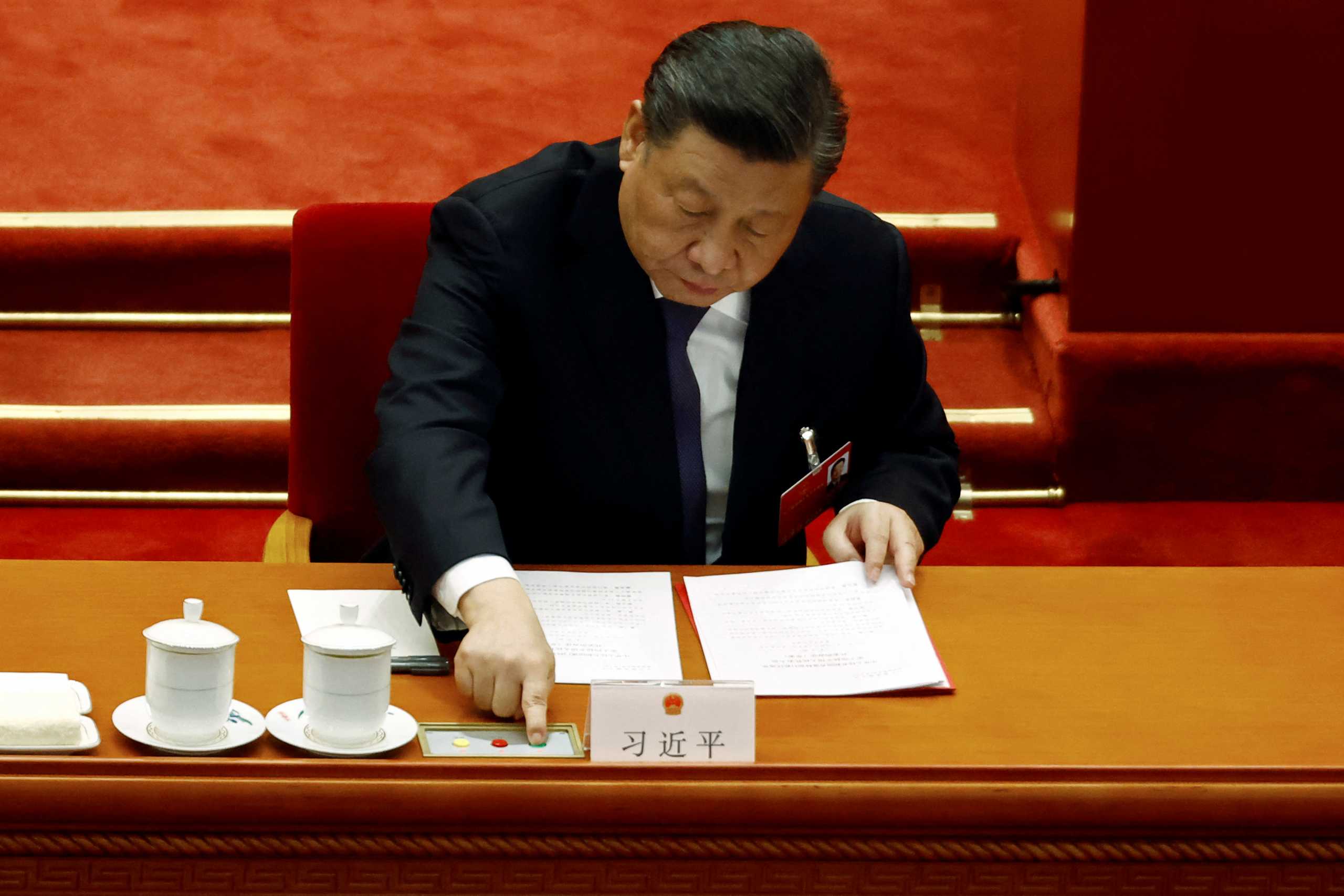 Σι Τζινπίνγκ: O πρόεδρος της Κίνας που ζούσε σε σπηλιά και επανεξελέγη για τρίτη θητεία