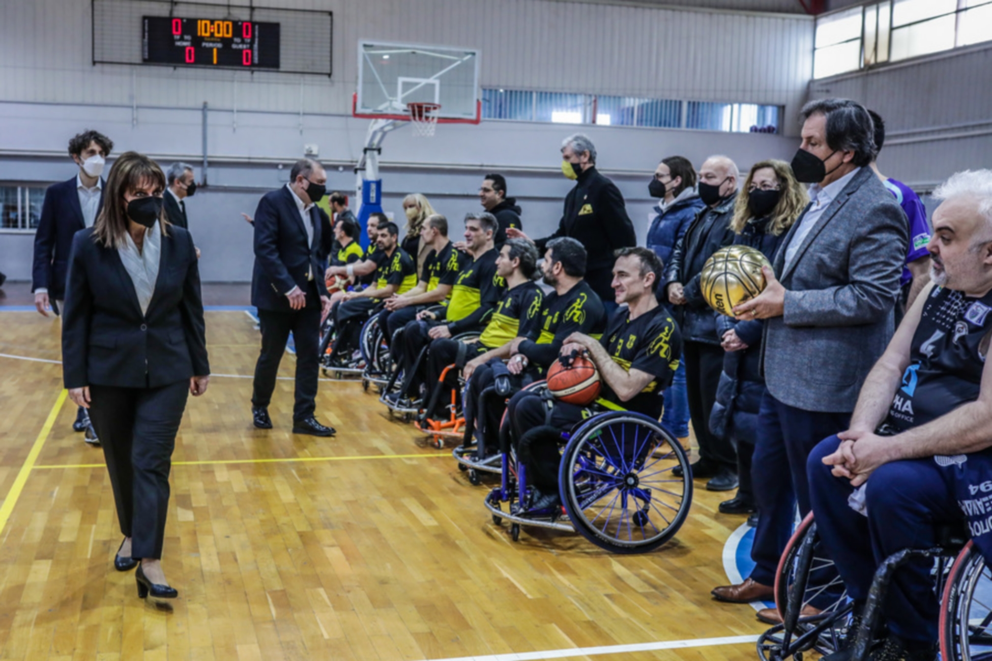 Η Κατερίνα Σακελλαροπούλου παρακολούθησε αγώνες μπάσκετ με αμαξίδιο