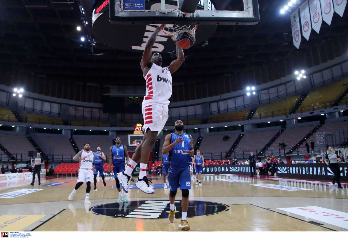 Basket League, Ολυμπιακός – Ηρακλής 94-65: Άνετη νίκη επί του «λειψού» Γηραιού για τους Πειραιώτες