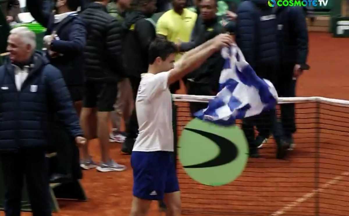 Davis Cup: Μεγάλη ανατροπή και πρόκριση για την Ελλάδα χωρίς τον Στέφανο Τσιτσιπά