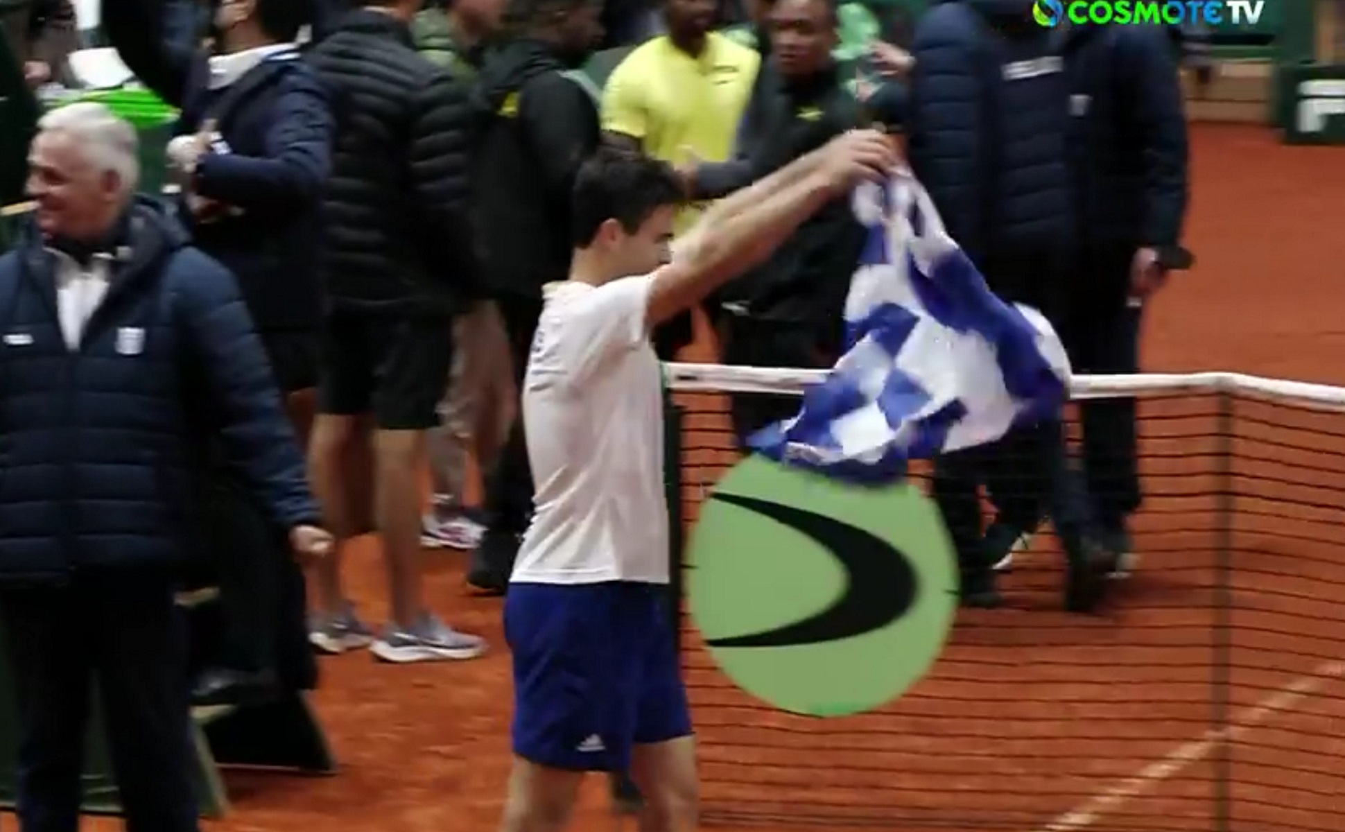 Davis Cup: Μεγάλη ανατροπή και πρόκριση για την Ελλάδα χωρίς τον Στέφανο Τσιτσιπά