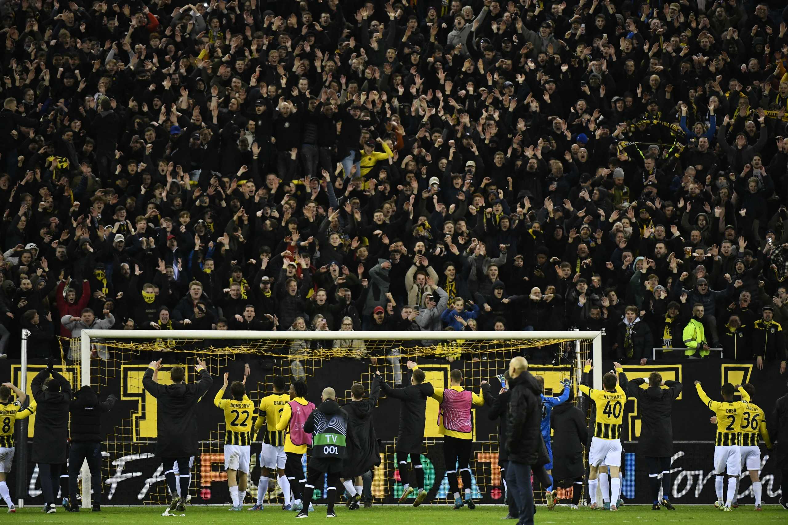 Soccer Football - Europa Conference League - Play Off Second Leg - Vitesse Arnhem v SK Rapid Wien - GelreDome, Arnhem, Netherlands - February 24, 2022 Vitesse Arnhem players celebrate with their fans after the match REUTERS
