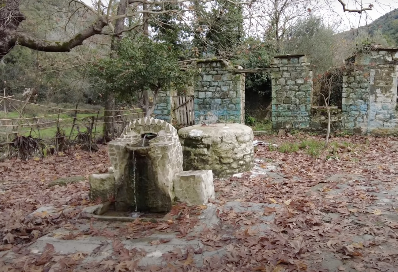 Το ελληνικό χωριό-φάντασμα: Εκεί όπου το νερό τρέχει ακόμη