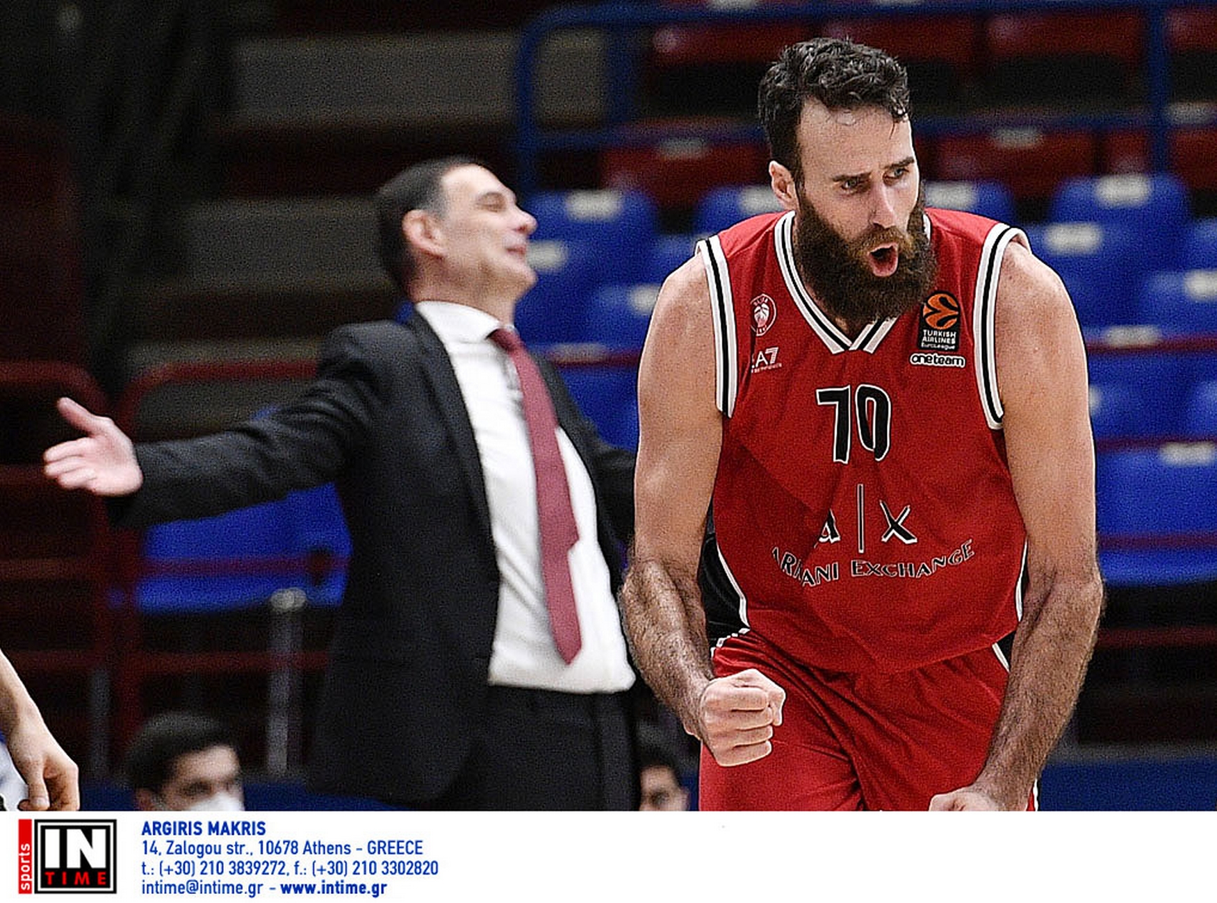 Euroleague: Η Αρμάνι Μιλάνο νίκησε με 83-77 την Αναντολού Εφές και άλλαξε τα δεδομένα και για τον Ολυμπιακό