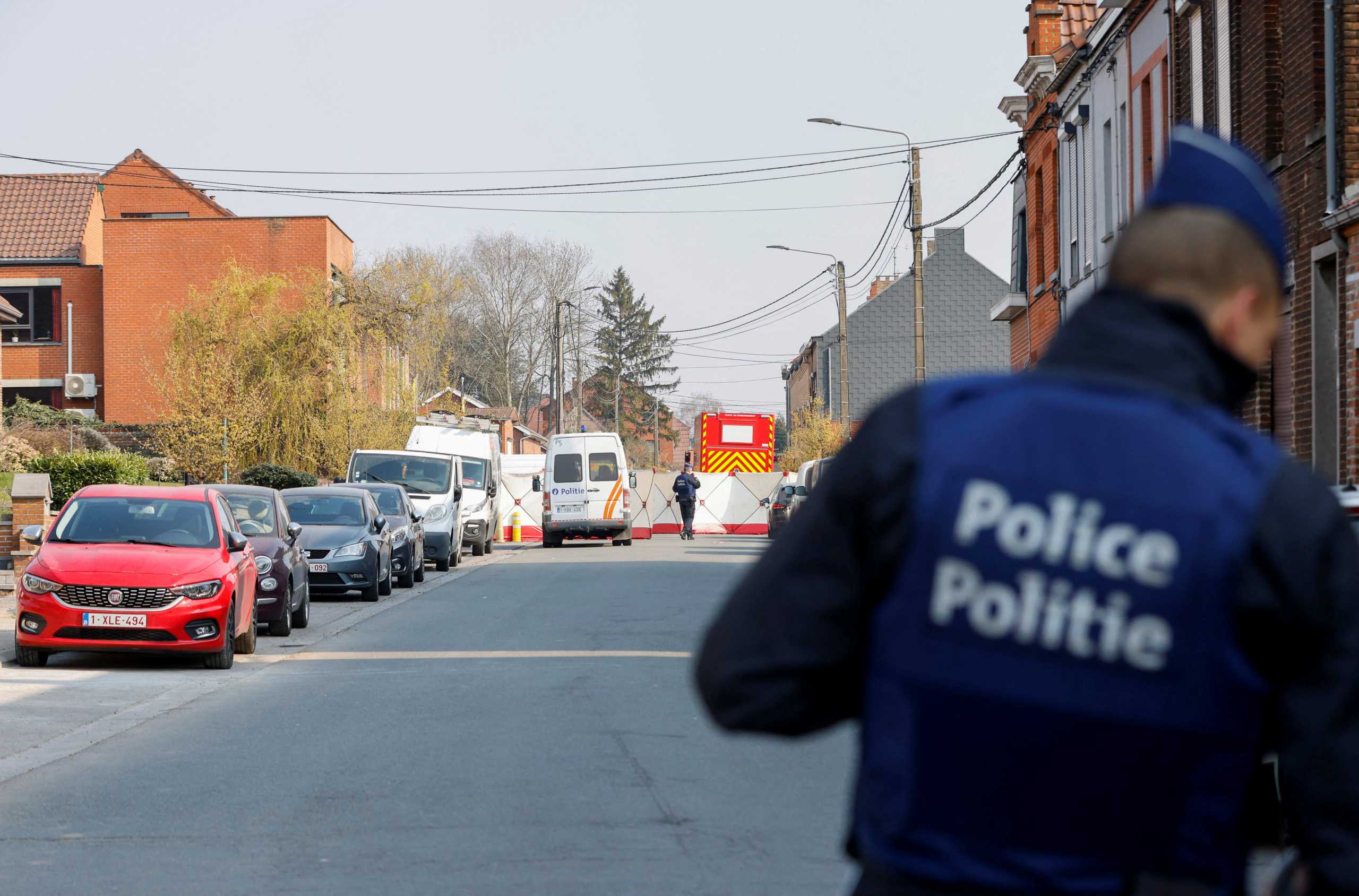 Βέλγιο: Δύο άτομα επέβαιναν στο ΙΧ που έπεσε σε πλήθος σκορπίζοντας τον θάνατο