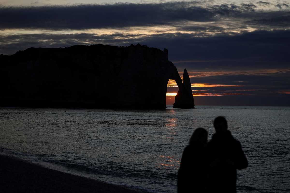 Βόλος: 33χρονη δάγκωσε τον πρώην άντρα της μόλις τον είδε με τη νέα του σύντροφο