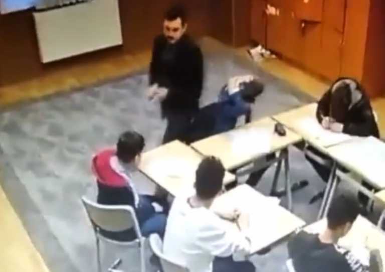 Τουρκία: Δάσκαλος χτυπά μικρά παιδιά στο κεφάλι – Σάλος με βίντεο από κάμερες ασφαλείας