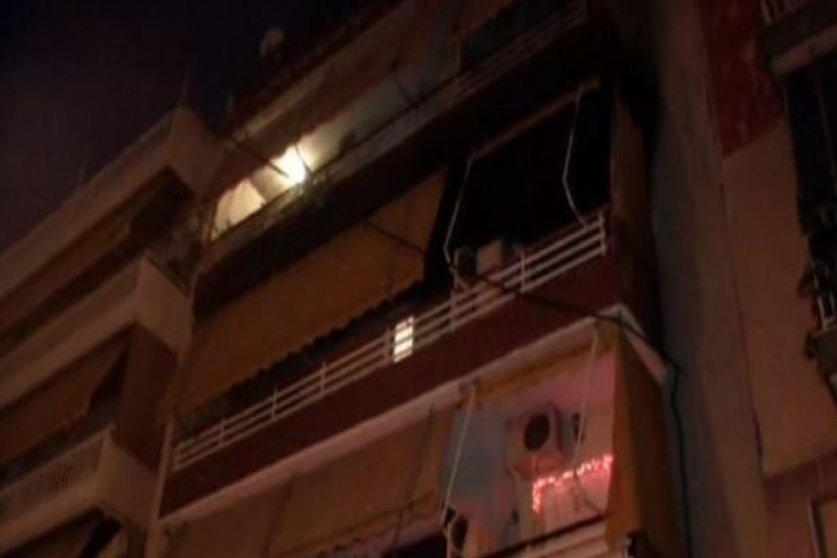 Φωτιά σε διαμέρισμα στη Νίκαια – Στο νοσοκομείο μια ηλικιωμένη