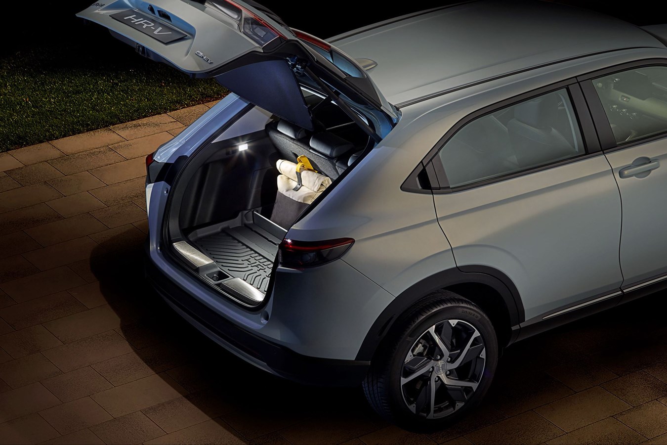 NEW HONDA HR-V ACCESSORY PACKS ENHANCE COMFORT AND STYLE