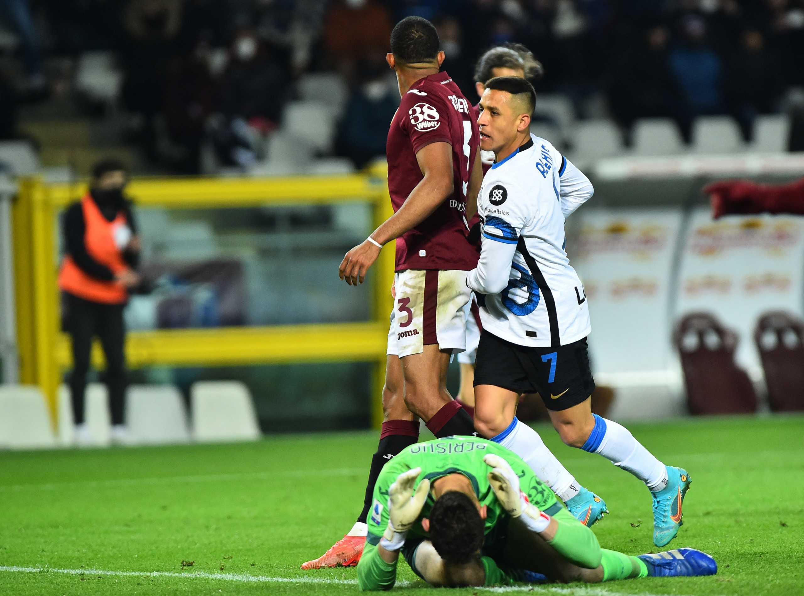 Soccer Football - Serie A - Torino v Inter Milan - Stadio Olimpico Grande Torino, Turin, Italy - March 13, 2022 Inter Milan's Alexis Sanchez celebrates scoring their first goal REUTERS