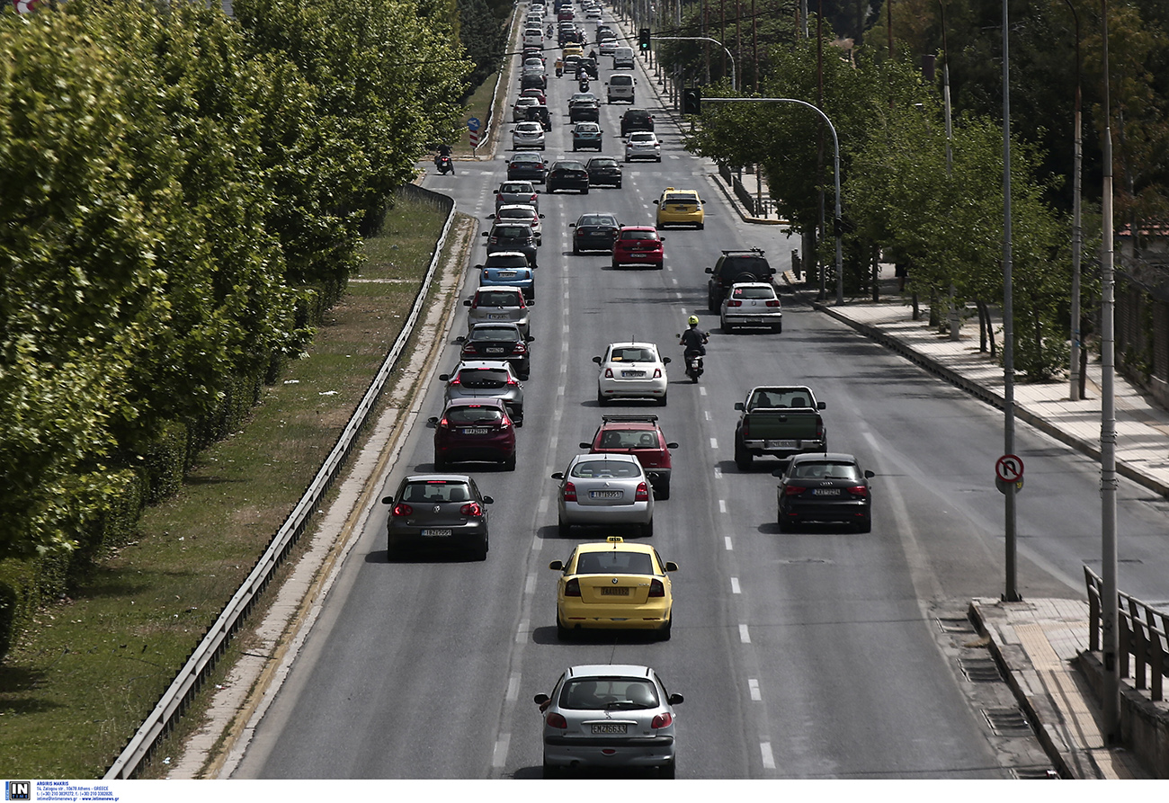 Κανονικά η κυκλοφορία για τα βαρέα οχήματα σε Εθνική και Αττική Οδό, Περιφερειακή Υμηττού και Αιγάλεω