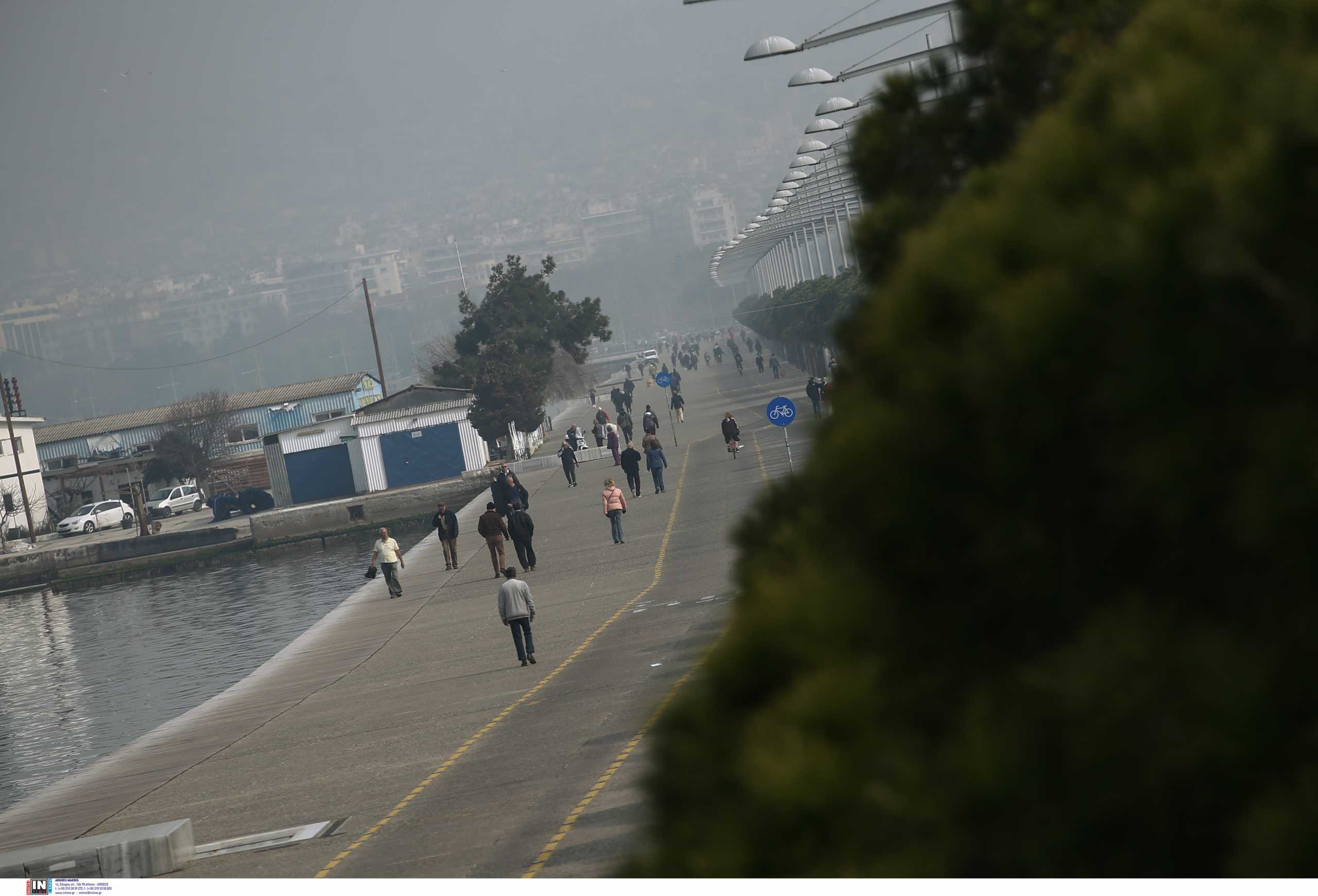 Καιρός σήμερα: Ζέστη με συννεφιά και υγρασία – Αναλυτική πρόγνωση