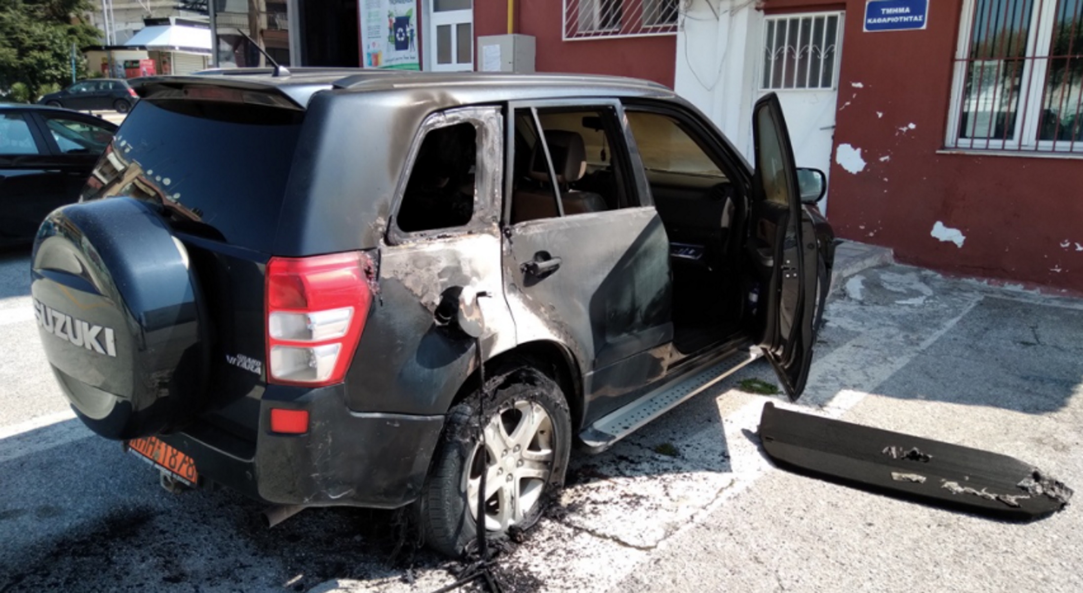 Παύλος Μελάς: Έκαψαν το αυτοκίνητο του δημάρχου – Προσαγωγές και έρευνα της κρατικής ασφάλειας
